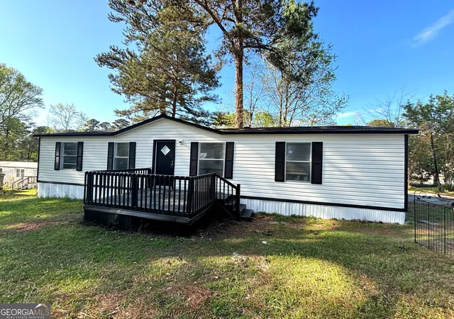 Photo 1 of Manufactured home for sale at 479 Windsor Pkwy, Hampton, GA 30228 | MLS# 10837227 | Listing updated on 2026-09-15