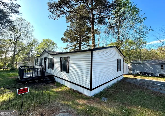 Photo 2 of Manufactured home for sale at 479 Windsor Pkwy, Hampton, GA 30228 | MLS# 10837227 | Listing updated on 2026-09-15