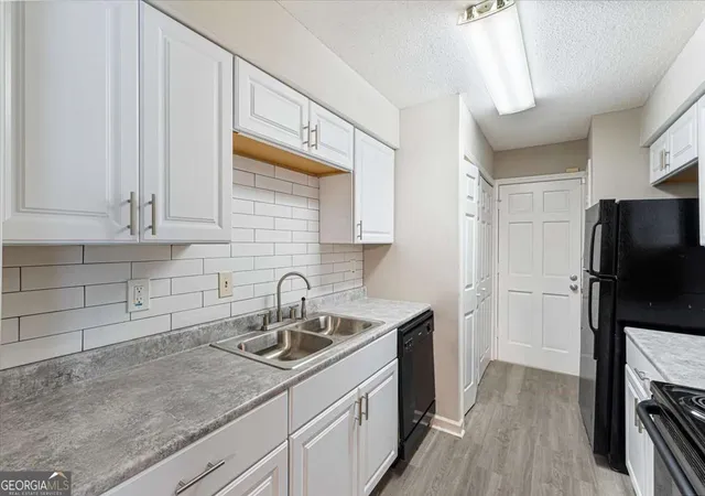 Photo 3 of Single family home for sale at 3028 Parc Lorraine, Lithonia, GA 30058 | MLS# 10821082 | Listing updated on 2026-09-11
