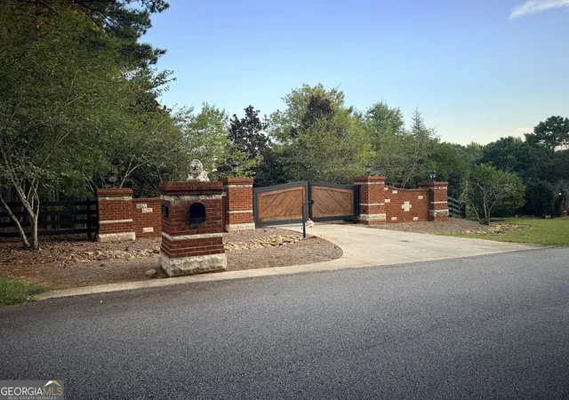 Photo 2 of Single family home for sale at 1171 River Run, Bishop, GA 30621 | MLS# 10839915 | Listing updated on 2026-09-04