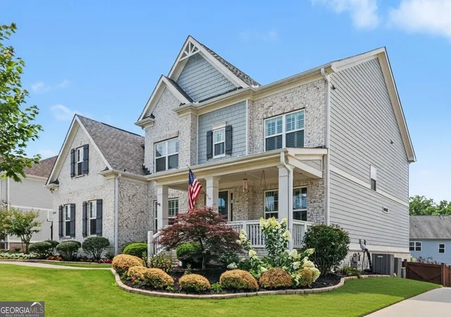 Photo 3 of Single family home for sale at 3605 Valleyway Rd, Cumming, GA 30040 | MLS# 10847059 | Listing updated on 2026-09-30