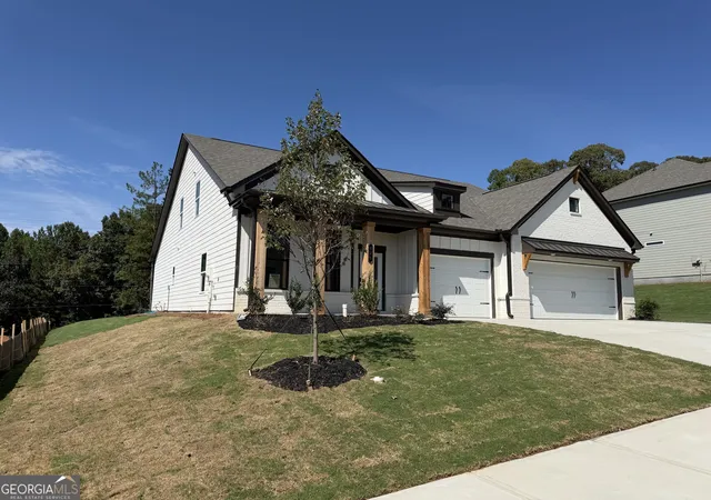 Photo 2 of Single family home for sale at 626 Gadwall Cir, Jefferson, GA 30549 | MLS# 10843667 | Listing updated on 2026-10-06