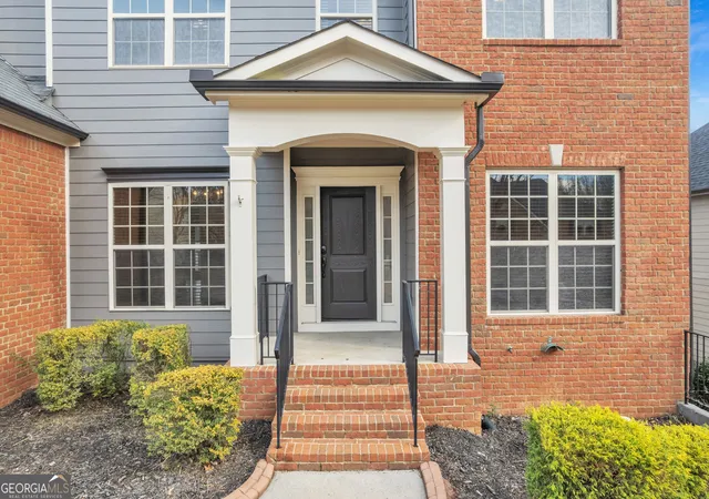 Photo 3 of Single family home for sale at 4610 Evandale Wy, Cumming, GA 30040 | MLS# 10831172 | Listing updated on 2026-09-12