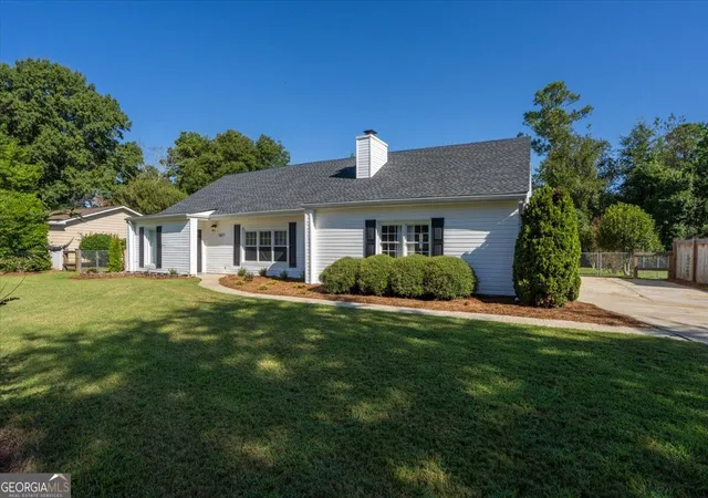 Photo 3 of Single family home for sale at 107 Ridge Cir N, Perry, GA 31069 | MLS# 10843976 | Listing updated on 2026-09-24