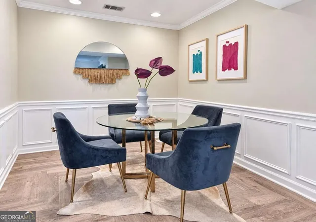 Listing Photo 1 - Condo for sale in building located at 1538 Chantilly Dr NE, Brookhaven, GA 30324 - Unit #212