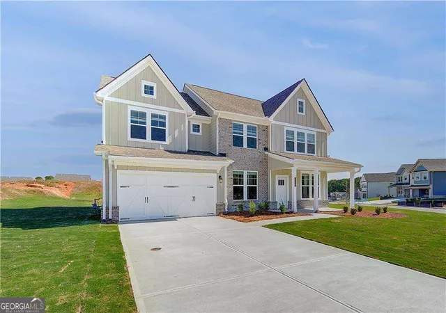Photo 3 of Single family home for sale at 616 Sidney Ct, Stockbridge, GA 30281 | MLS# 10842462 | Listing updated on 2026-10-02
