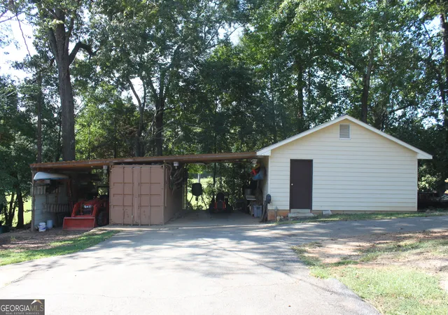 Photo 3 of Sale Pending at 1280 Chalybeate Rd, Manchester, GA 31816 | MLS# 10849055 | Listing updated on 2026-10-04