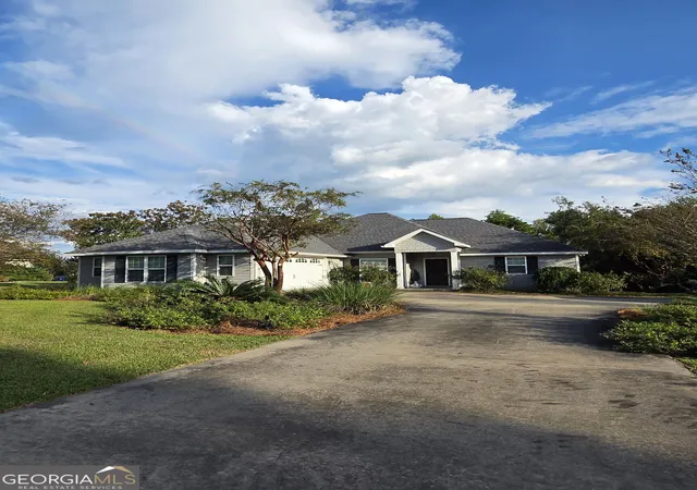 Photo 3 of Single family home for sale at 439 Bob Sharpe Rd, Vidalia, GA 30474 | MLS# 10846498 | Listing updated on 2026-10-03