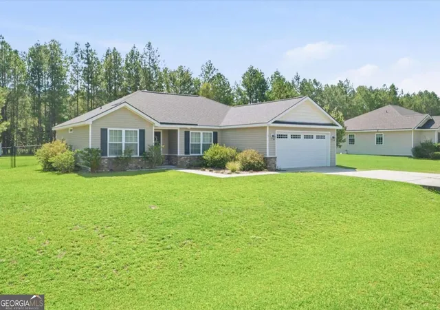 Photo 2 of Single family home for sale at 460 Abigail Cir, Ellabell, GA 31308 | MLS# 10846017 | Listing updated on 2026-10-06