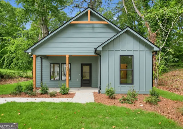 Photo 2 of Single family home for sale at 2839 1st Ave Sw Ave Sw, Atlanta, GA 30315 | MLS# 10831067 | Listing updated on 2026-09-10