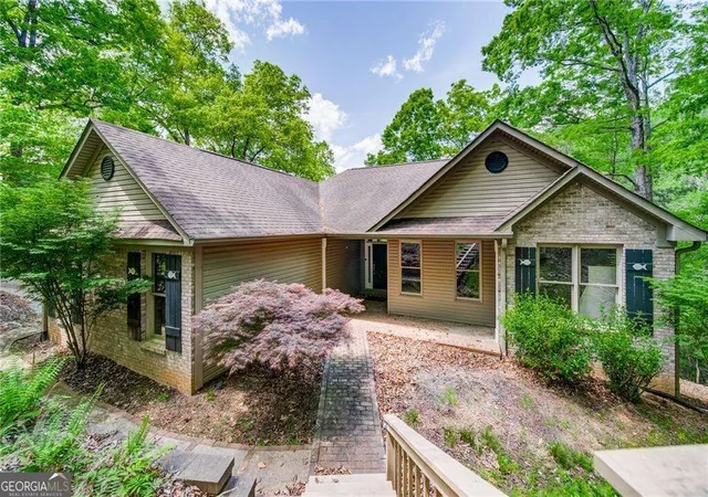 Photo 1 of Single family home for sale at 122 Douglas Fir Dr, Waleska, GA 30183 | MLS# 10842209 | Listing updated on 2026-09-09