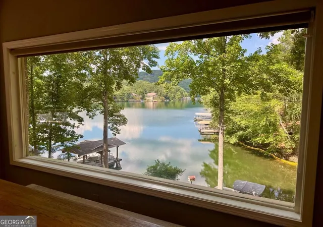 Photo 3 of Single family home for sale at 122 Douglas Fir Dr, Waleska, GA 30183 | MLS# 10842209 | Listing updated on 2026-09-09