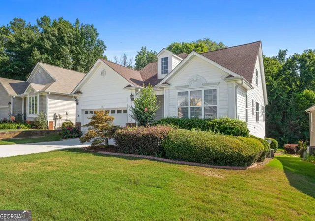 Photo 1 of Single family home for sale at 110 Scenic Hills Dr, Newnan, GA 30265 | MLS# 10802656 | Listing updated on 2026-09-26