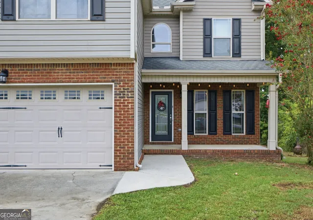 Photo 2 of Single family home for sale at 222 Carrigan Cir, Ringgold, GA 30736 | MLS# 10842853 | Listing updated on 2026-09-10