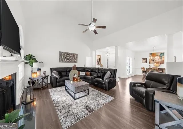 Photo 3 of Single family home for sale at 1330 Crimson Ln, Mcdonough, GA 30252 | MLS# 10831971 | Listing updated on 2026-09-10