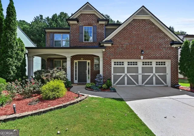 Photo 1 of Single family home for sale at 2715 Lansing Ln, Cumming, GA 30041 | MLS# 10841570 | Listing updated on 2026-10-16