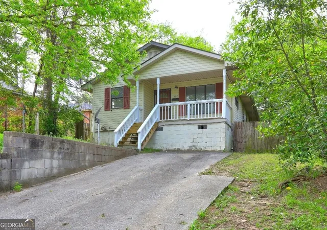 Single family home for sale at 487 Cowan St, Macon, GA 31217 | MLS# 10850760