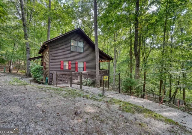 Photo 2 of Sale Pending at 101 Mccullers Rd, Blairsville, GA 30512 | MLS# 10840064 | Listing updated on 2026-09-18