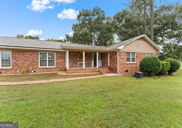 Photo 3 of Single family home for sale at 211 Midway Church Rd, Cordele, GA 31015 | MLS# 10844573 | Listing updated on 2026-09-25