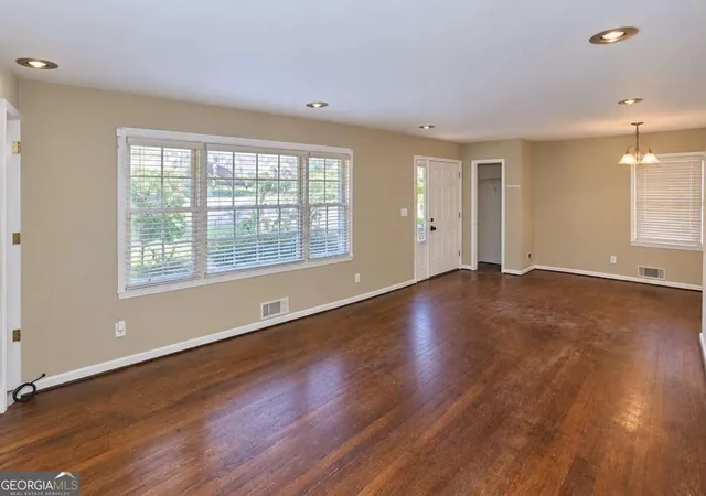 Photo 3 of Single family home for sale at 1767 Arkose Dr SE, Atlanta, GA 30316 | MLS# 10879565 | Listing updated on 2026-10-27