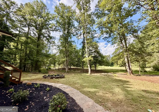 Photo 3 of Single family home for sale at 395 George Gray Ln, Waleska, GA 30183 | MLS# 10841471 | Listing updated on 2026-09-26