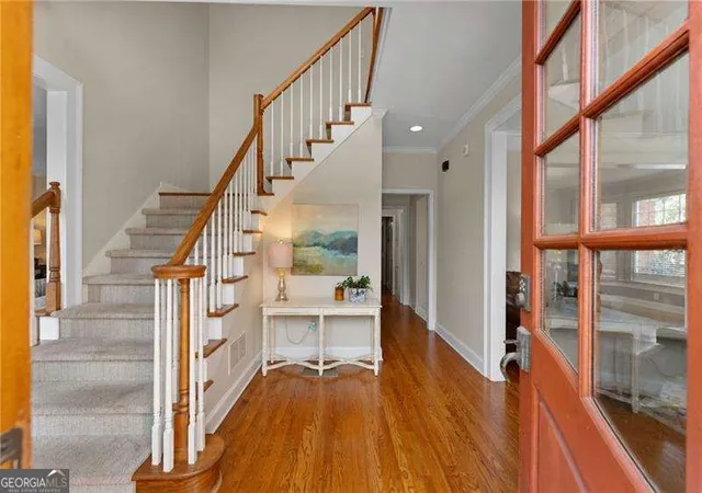 Photo 3 of Single family home for sale at 5 Hastings Dr, Cartersville, GA 30120 | MLS# 10853237 | Listing updated on 2026-10-08