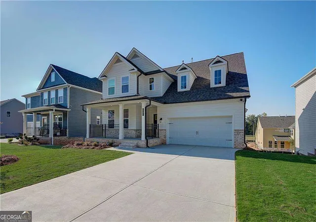 Photo 2 of Single family home for sale at 174 Crabbswood Dr, Mcdonough, GA 30253 | MLS# 10840149 | Listing updated on 2026-09-17