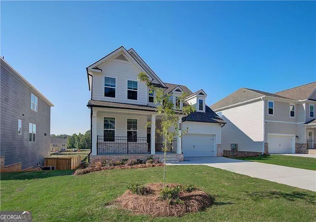 Photo 3 of Single family home for sale at 174 Crabbswood Dr, Mcdonough, GA 30253 | MLS# 10840149 | Listing updated on 2026-09-17
