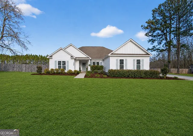 Photo 1 of Single family home for sale at 133 Windmill Plantation Dr, Statesboro, GA 30461 | MLS# 10804245 | Listing updated on 2026-09-09