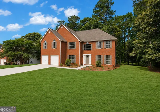 Photo 2 of Single family home for sale at 11939 Scottish Ct, Fayetteville, GA 30215 | MLS# 10851415 | Listing updated on 2026-09-23