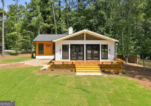 Photo 2 of Single family home for sale at 400 Cottonwood Dr, Woodstock, GA 30189 | MLS# 10826503 | Listing updated on 2026-09-18