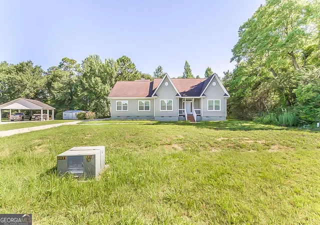 Photo 3 of Single family home for sale at 217 Cedar Lake Cir, Cordele, GA 31015 | MLS# 10792783 | Listing updated on 2026-09-22