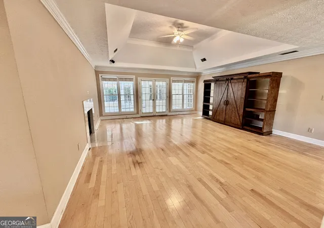 Photo 3 of Single family home for sale at 11860 Wexford Club Dr, Roswell, GA 30075 | MLS# 10834548 | Listing updated on 2026-10-06