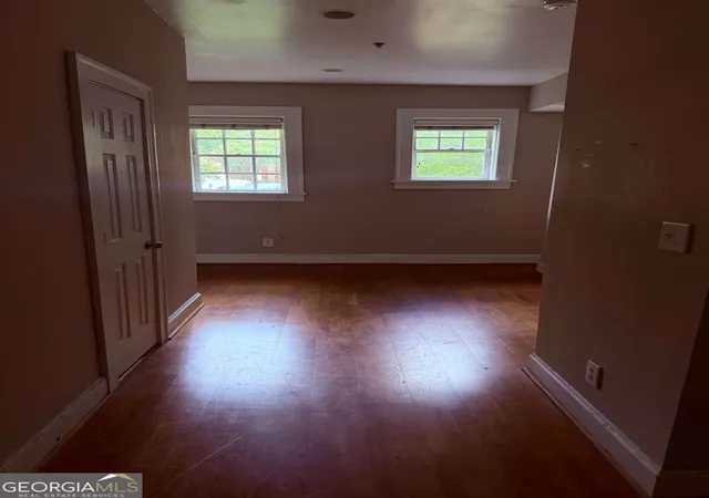 Photo 2 of Condo for sale at 2855 Peachtree Rd Ne #103, Atlanta, GA 30305 | MLS# 10840508 | Listing updated on 2026-09-06