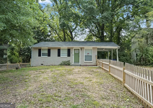 Single family home for sale at 3560 Fairlane Dr Nw, Atlanta, GA 30331 | MLS# 10822979