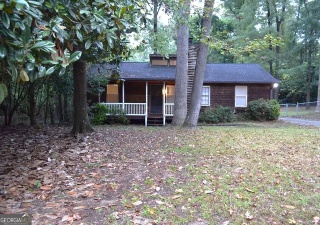 Single family home for sale at 1136 S Confederate Dr, Macon, GA 31220 | MLS# 10853107