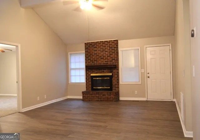 Photo 2 of Single family home for sale at 1136 S Confederate Dr, Macon, GA 31220 | MLS# 10853107 | Listing updated on 2026-10-09