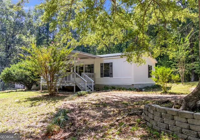Photo 3 of Manufactured home for sale at 460 Etheridge Ml Rd, Milner, GA 30257 | MLS# 10846825 | Listing updated on 2026-09-30