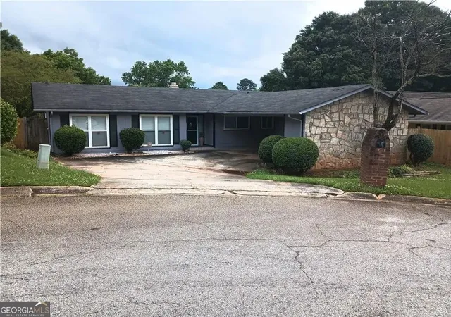 Photo 1 of Single family home for sale at 4419 Carriage Trl, Stone Mountain, GA 30083 | MLS# 10850947 | Listing updated on 2026-10-08
