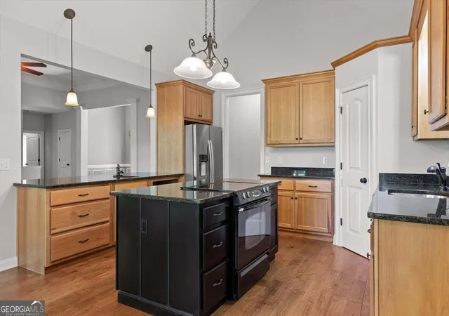 Photo 4 of Single family home for sale at 678 Cherokee Lake Dr, Ringgold, GA 30736 | MLS# 10837900 | Listing updated on 2026-10-06