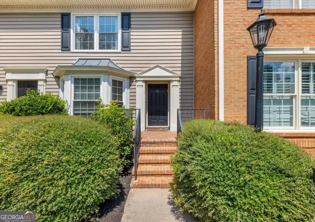 Condo for sale at 81 Mount Vernon Cir, Sandy Springs, GA 30338 | MLS# 10837196