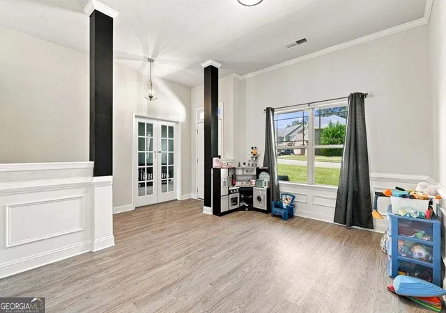 Photo 4 of Single family home for sale at 296 N Brooks Village Dr, Pendergrass, GA 30567 | MLS# 10852908 | Listing updated on 2026-10-07