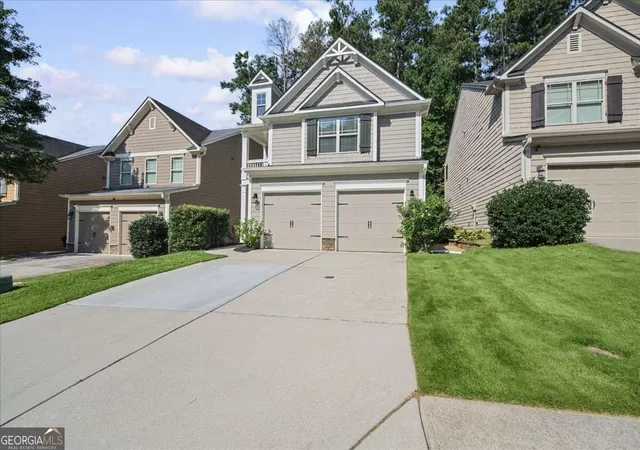 Photo 3 of Single family home for sale at 5127 Acworth Landing Dr, Acworth, GA 30101 | MLS# 10841051 | Listing updated on 2026-10-28