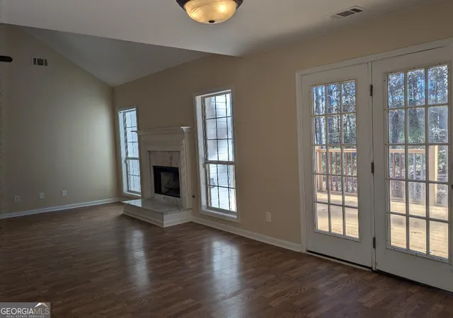 Photo 3 of Single family home for sale at 35 Paces Landing Ln, Newnan, GA 30263 | MLS# 10786417 | Listing updated on 2026-10-10