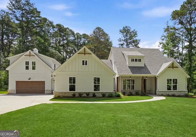 Photo 1 of Single family home for sale at 650 Gordon Combs Rd Nw, Marietta, GA 30064 | MLS# 10842489 | Listing updated on 2026-09-23