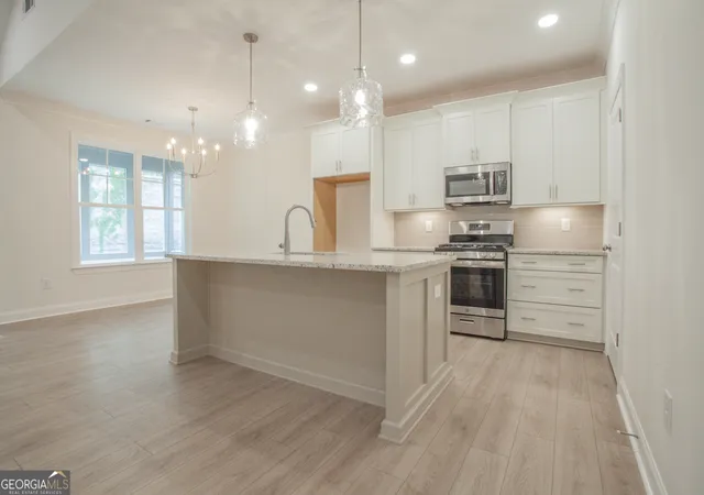 Photo 3 of Single family home for sale at 390 Maple View, Carrollton, GA 30117 | MLS# 10610114 | Listing updated on 2026-09-17