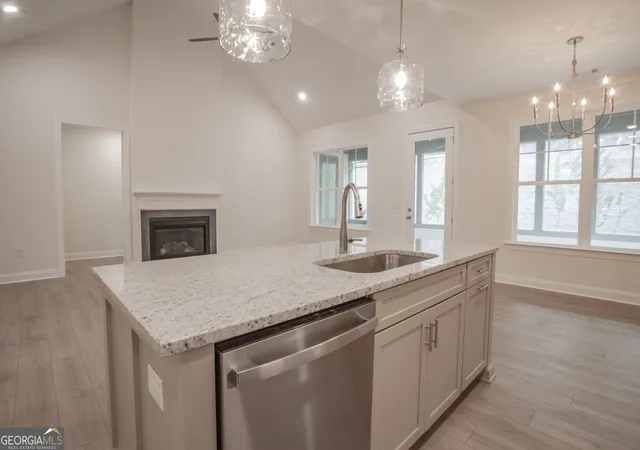 Photo 4 of Single family home for sale at 390 Maple View, Carrollton, GA 30117 | MLS# 10610114 | Listing updated on 2026-09-17