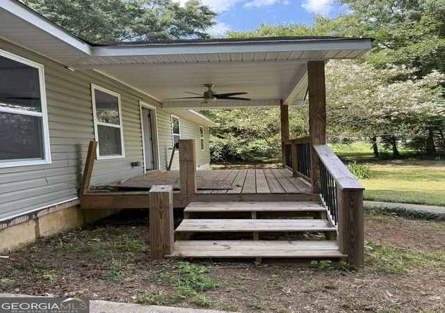 Photo 3 of Single family home for sale at 561 Knollwood Dr, Stockbridge, GA 30281 | MLS# 10851943 | Listing updated on 2026-10-09