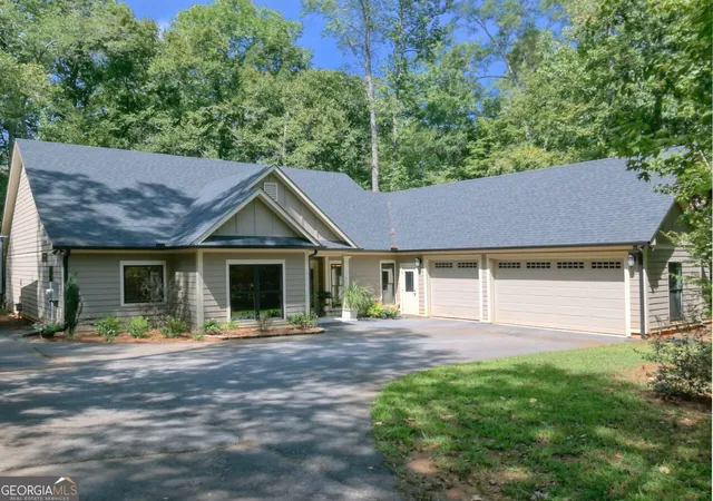 Photo 1 of Single family home for sale at 140 Michael Ct, Fayetteville, GA 30215 | MLS# 10845194 | Listing updated on 2026-09-25