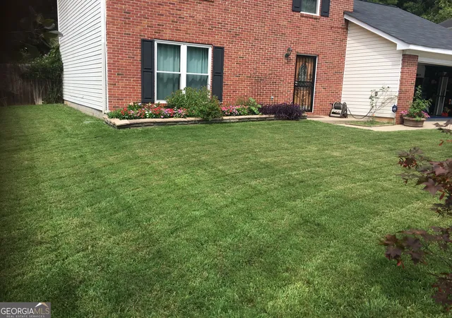 Photo 3 of Single family home for sale at 3072 Aberdeen Way, Lithonia, GA 30038 | MLS# 10848369 | Listing updated on 2026-09-18